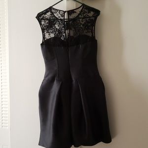 Vera Wang Dresses - Vera Wang White Satin and lace Gorgeous Dress Vera Wang Dresses - Vera Wang White Satin and lace Gorgeous Dress